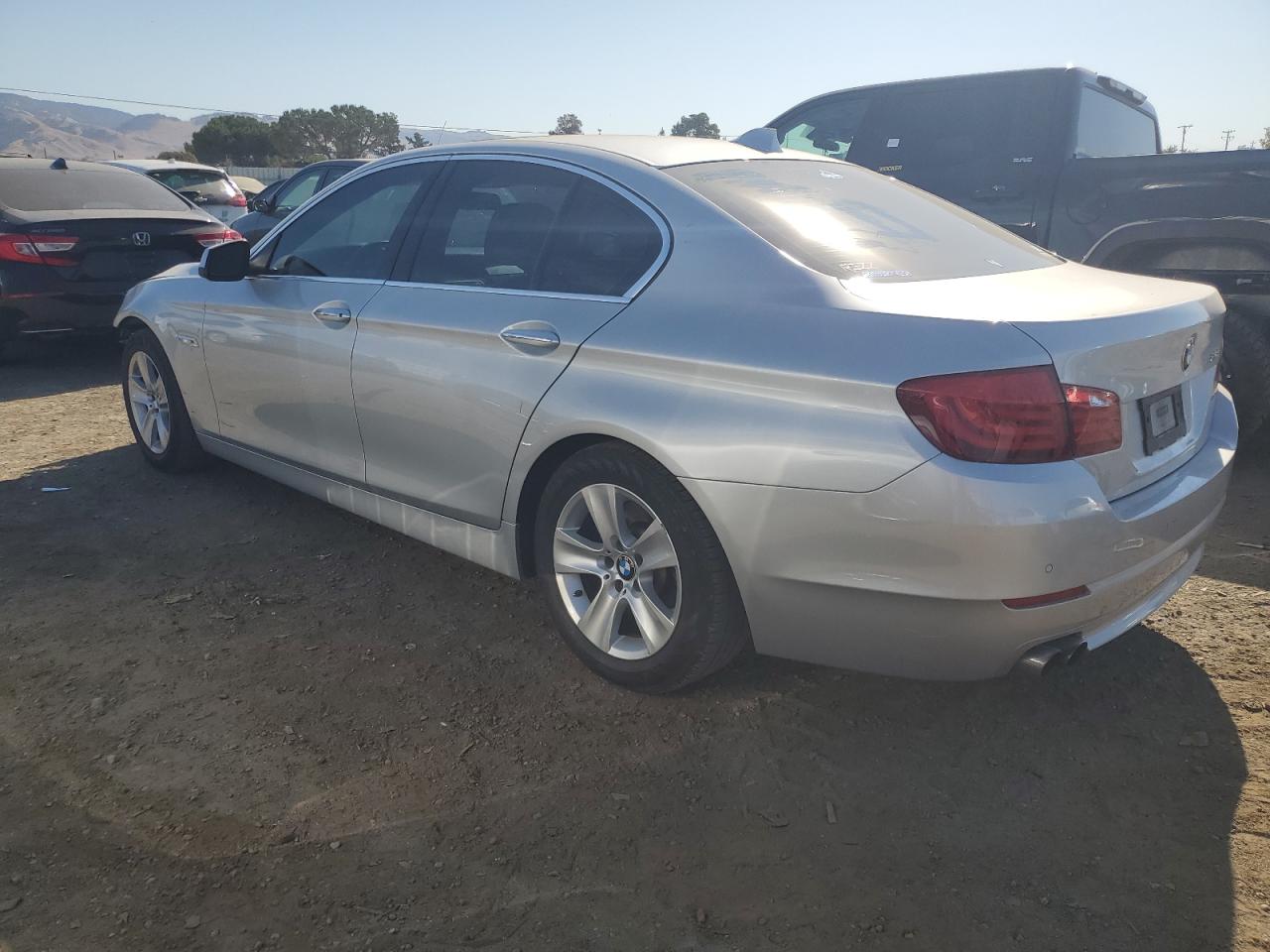 2012 BMW 5er VIN WBAXG5C50CDW24129 Copart auction photo, front end damage thumbnail 2