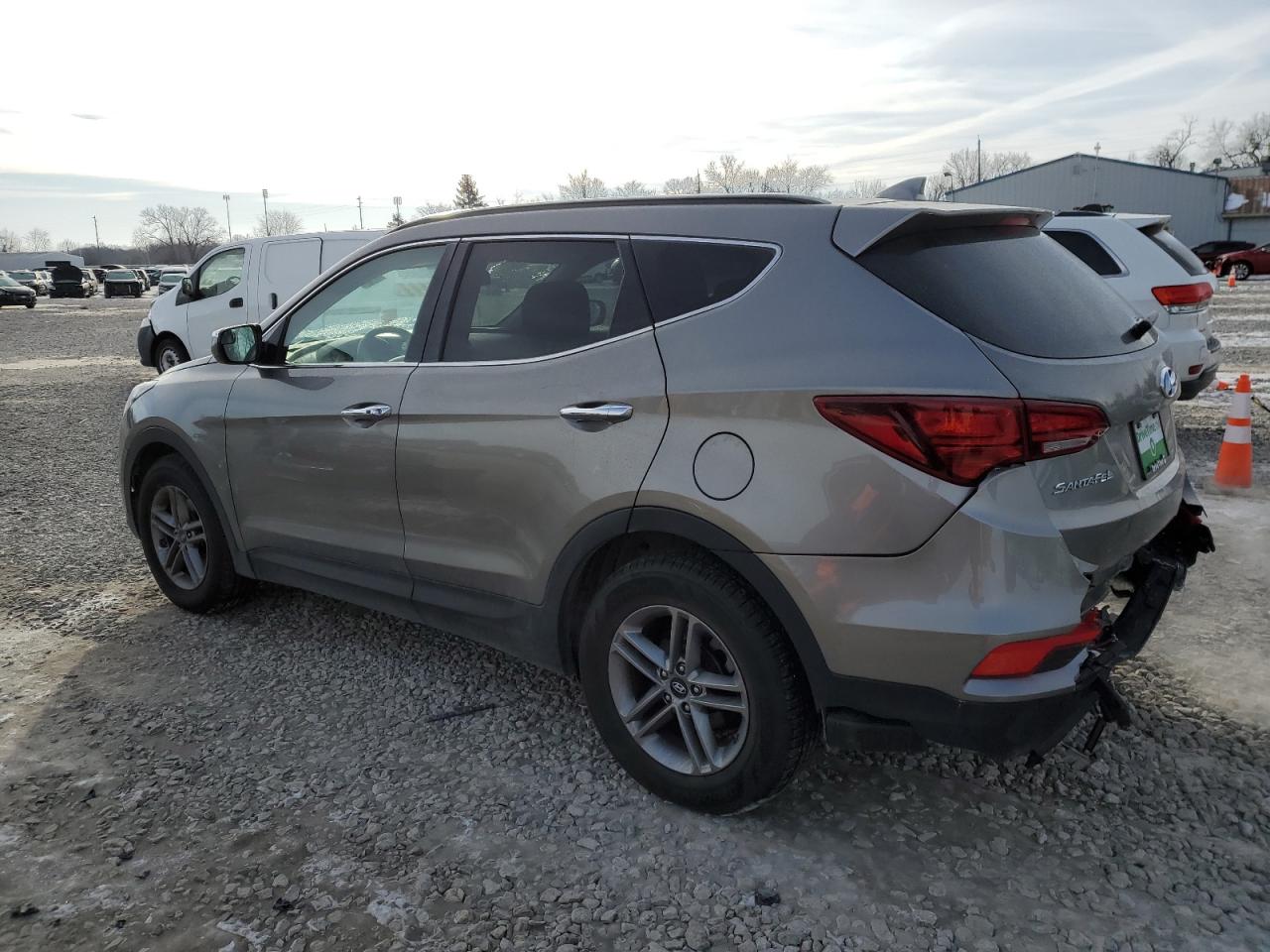 2018 Hyundai Santa Fe VIN 5NMZU3LB9JH103073 Copart auction photo, rear end / minor dent/scratches damage thumbnail 2