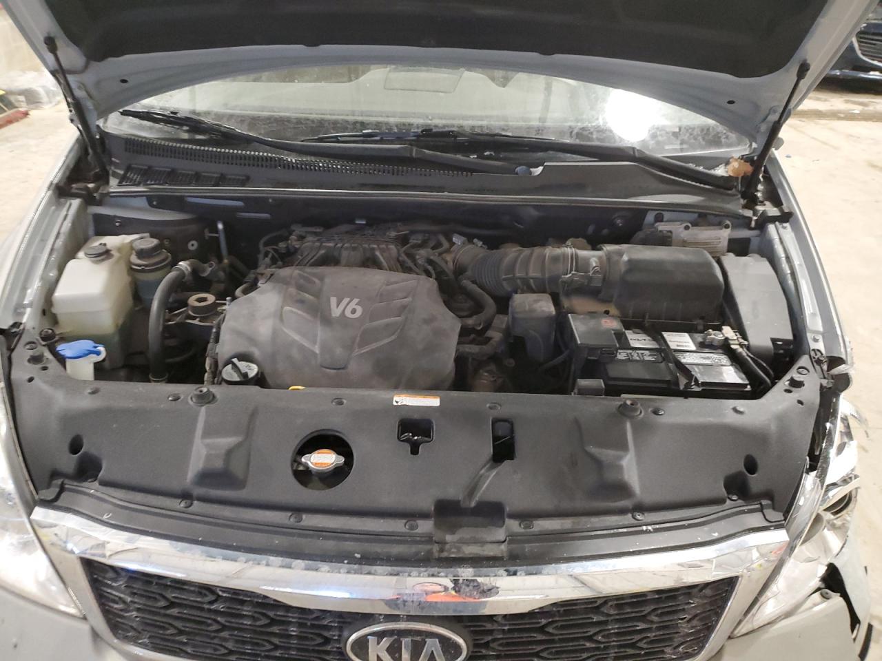 2012 KIA Sedona VIN KNDMG4C76C6505216 Copart auction photo, front end / minor dent/scratches damage thumbnail 12