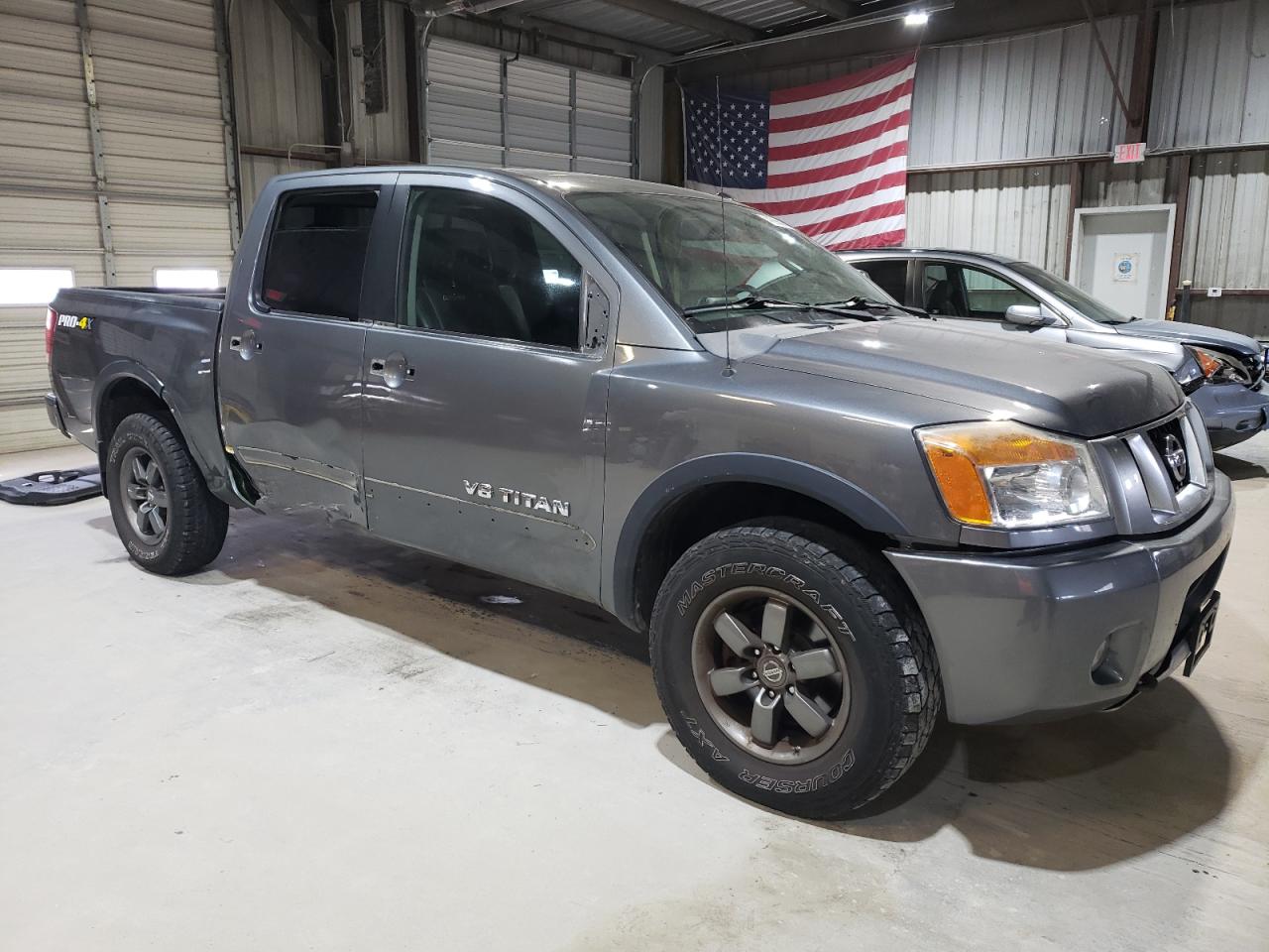 2014 Nissan Titan VIN 1N6AA0EC3EN505459 Copart auction photo, side / minor dent/scratches damage thumbnail 4