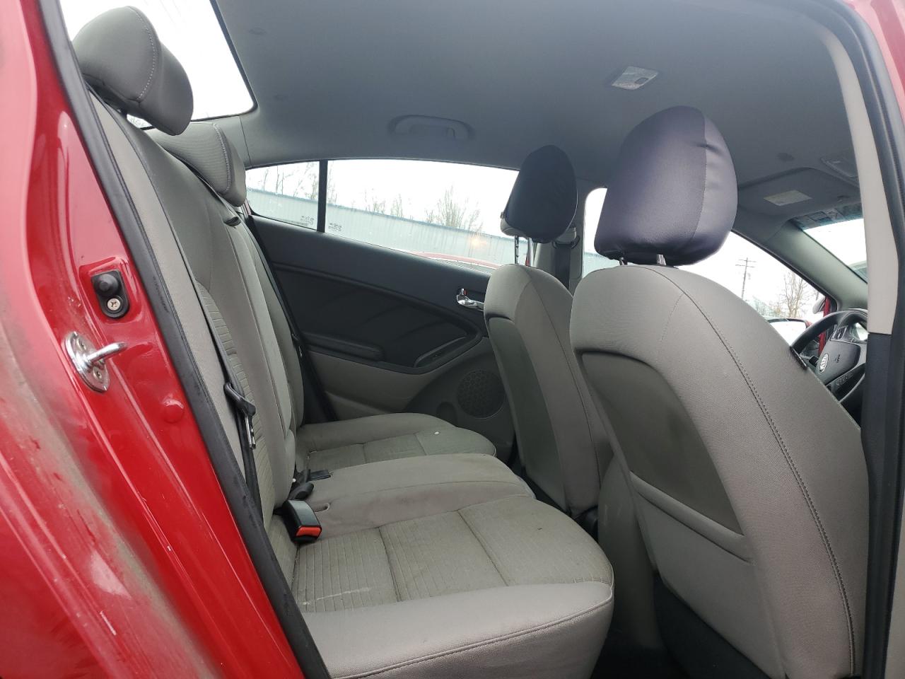 2015 KIA Forte VIN KNAFX4A69F5256582 Copart auction photo, front end damage thumbnail 10