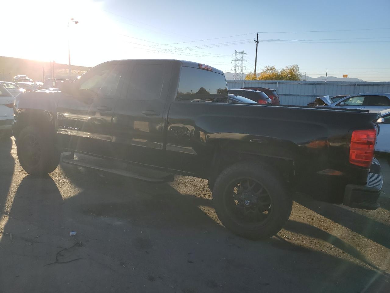 2017 Chevrolet Silverado VIN 1GCRCPEC0HZ347393 Copart auction photo, hail damage thumbnail 2