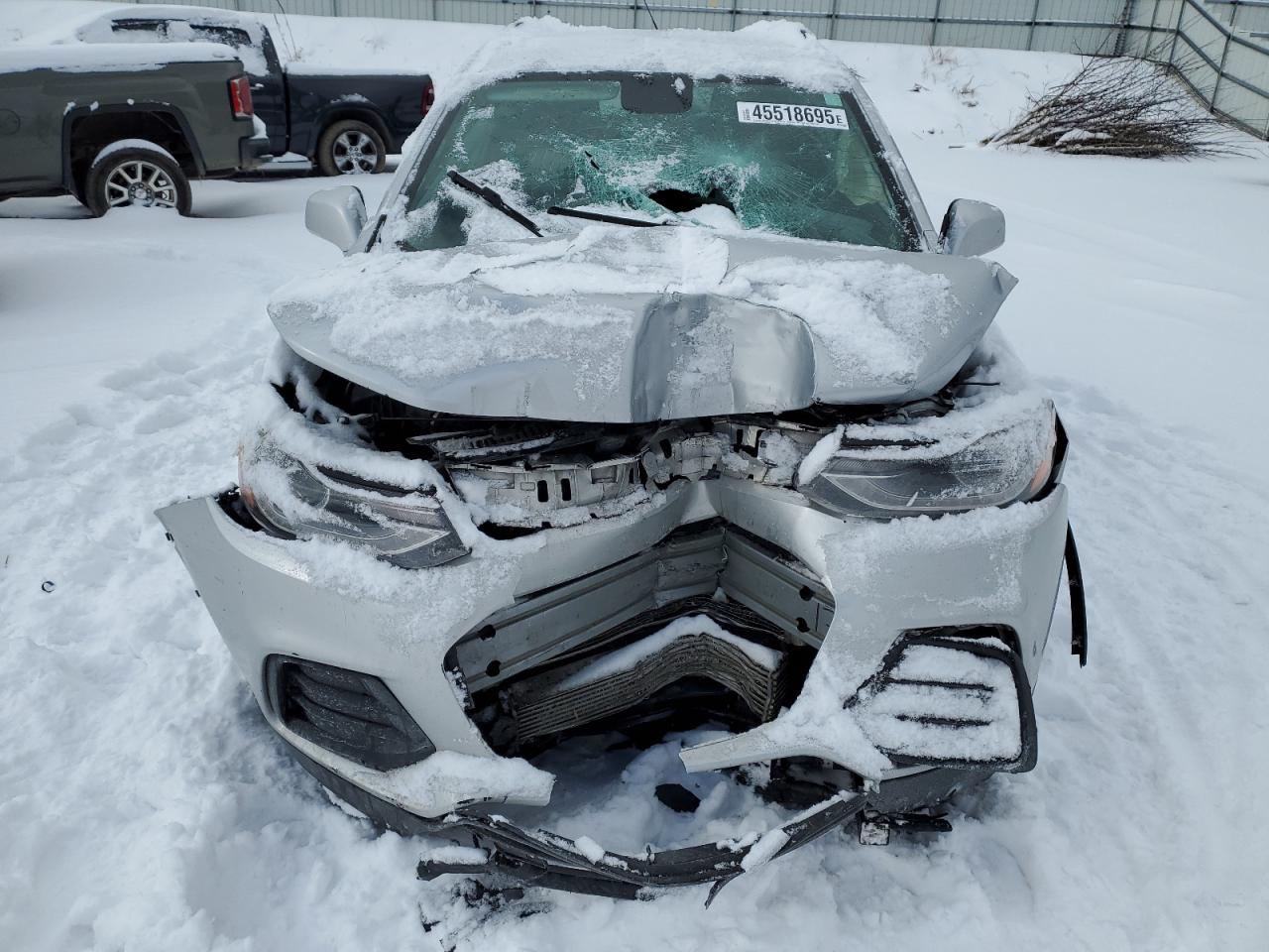 2018 Chevrolet Trax VIN 3GNCJLSB4JL278406 Copart auction photo, front end / minor dent/scratches damage thumbnail 5