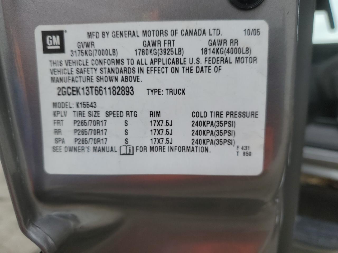 2006 Chevrolet Silverado VIN 2GCEK13T661182893 Copart auction photo, front end / side damage thumbnail 12