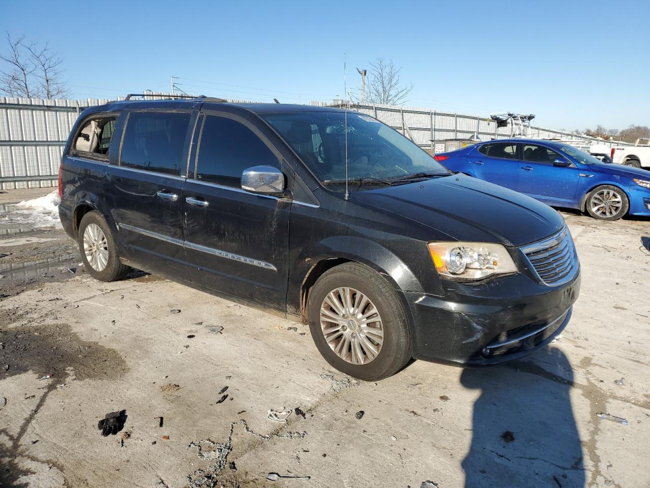 2013 Chrysler Town & Country VIN 2C4RC1GG0DR537843 Copart auction photo, all over / top/roof damage thumbnail 4