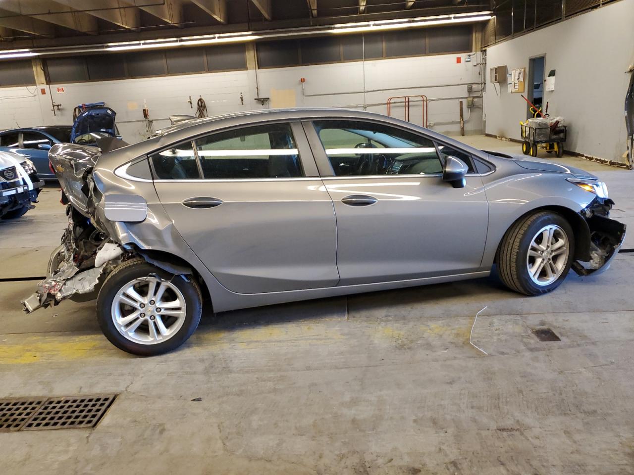 2018 Chevrolet Cruze VIN 1G1BE5SM5J7171836 Copart auction photo, rear end / front end damage thumbnail 3