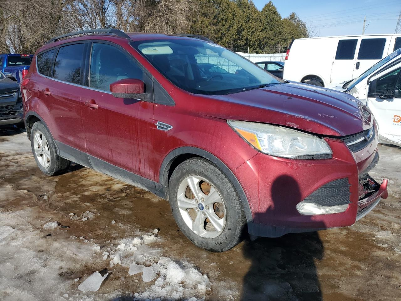 2014 Ford Escape VIN 1FMCU0GX9EUC12847 Copart auction photo, front end damage thumbnail 4