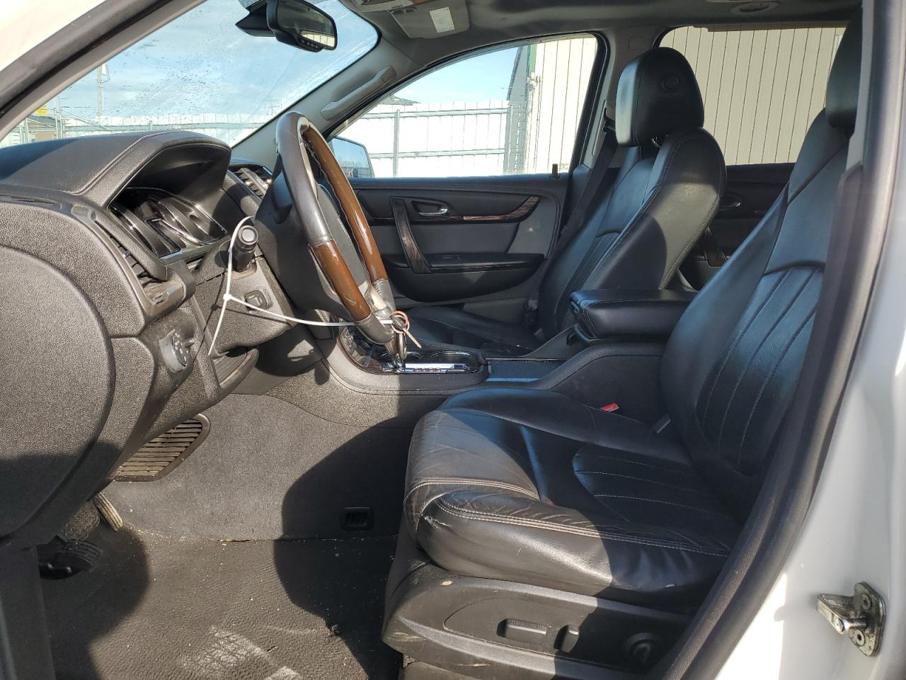 2014 GMC Acadia VIN 1GKKVTKD8EJ319261 Copart auction photo, front end / side damage thumbnail 7