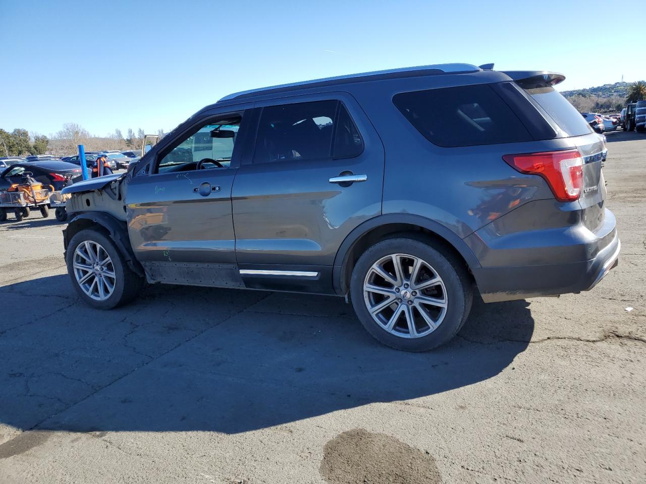 2016 Ford Explorer VIN 1FM5K7F89GGA27202 Copart auction photo, front end damage thumbnail 2