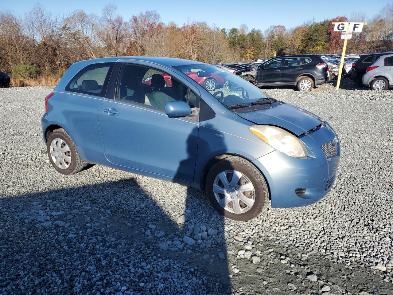 2008 Toyota Yaris VIN JTDJT923085182174 Copart auction photo, front end damage thumbnail 4