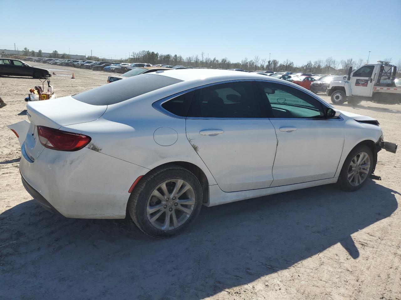 2015 Chrysler 200 VIN 1C3CCCAB1FN651501 Copart auction photo, front end / minor dent/scratches damage thumbnail 3