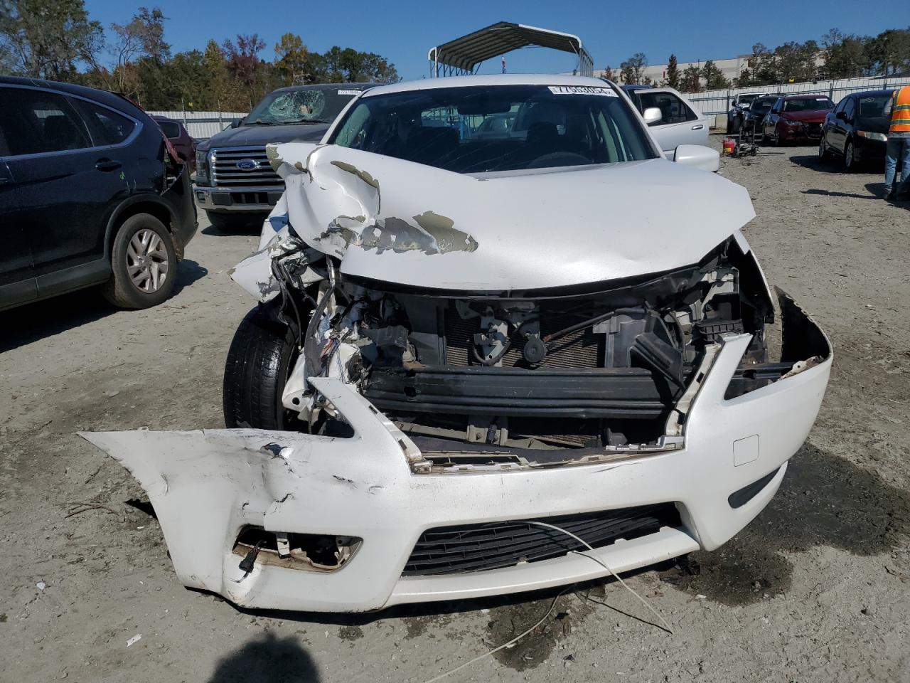 2014 Nissan Sentra VIN 3N1AB7AP2EL624401 Copart auction photo, front end / minor dent/scratches damage thumbnail 5