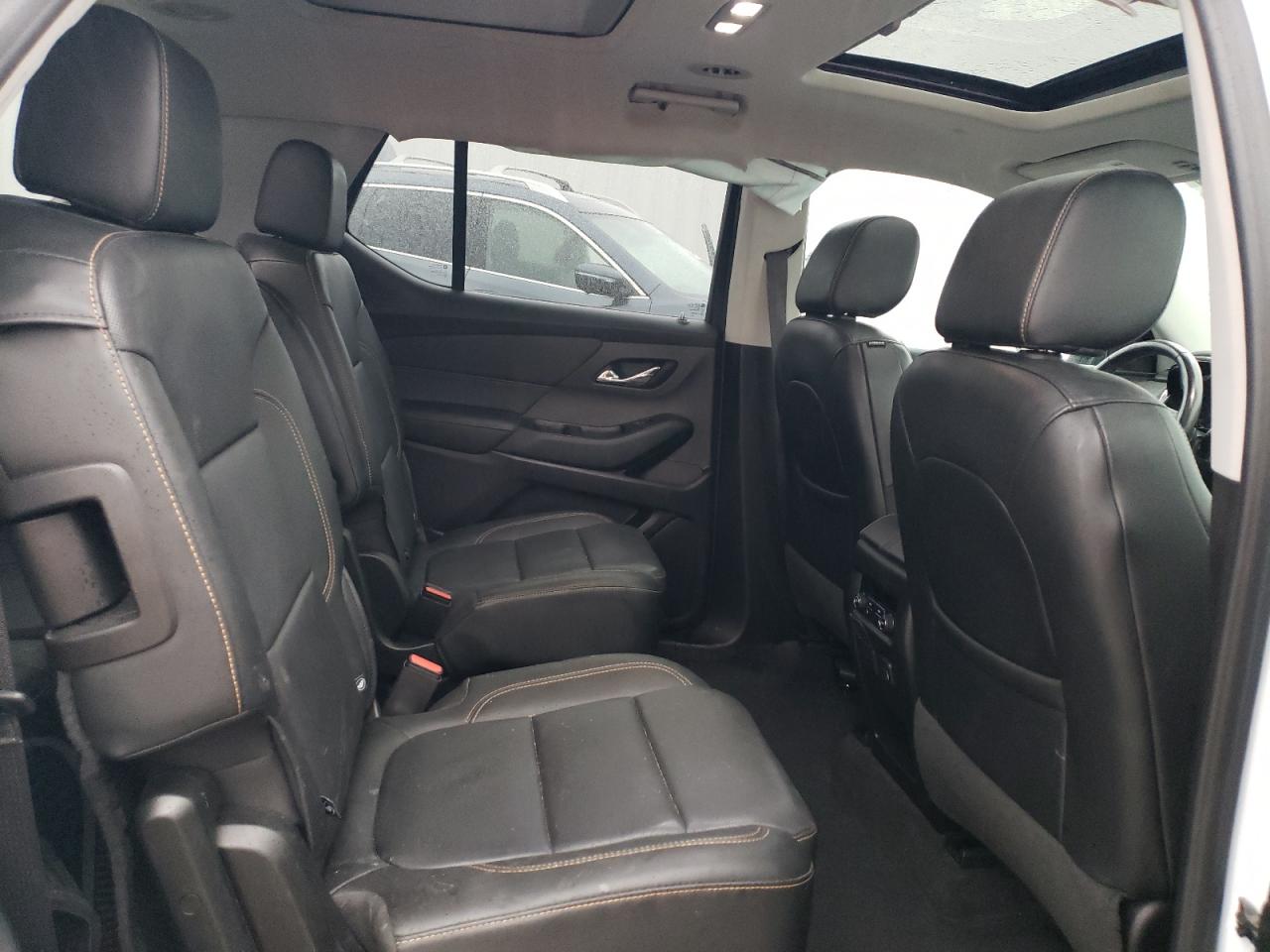 2019 Chevrolet Traverse VIN 1GNERKKW0KJ216363 Copart auction photo, front end damage thumbnail 11
