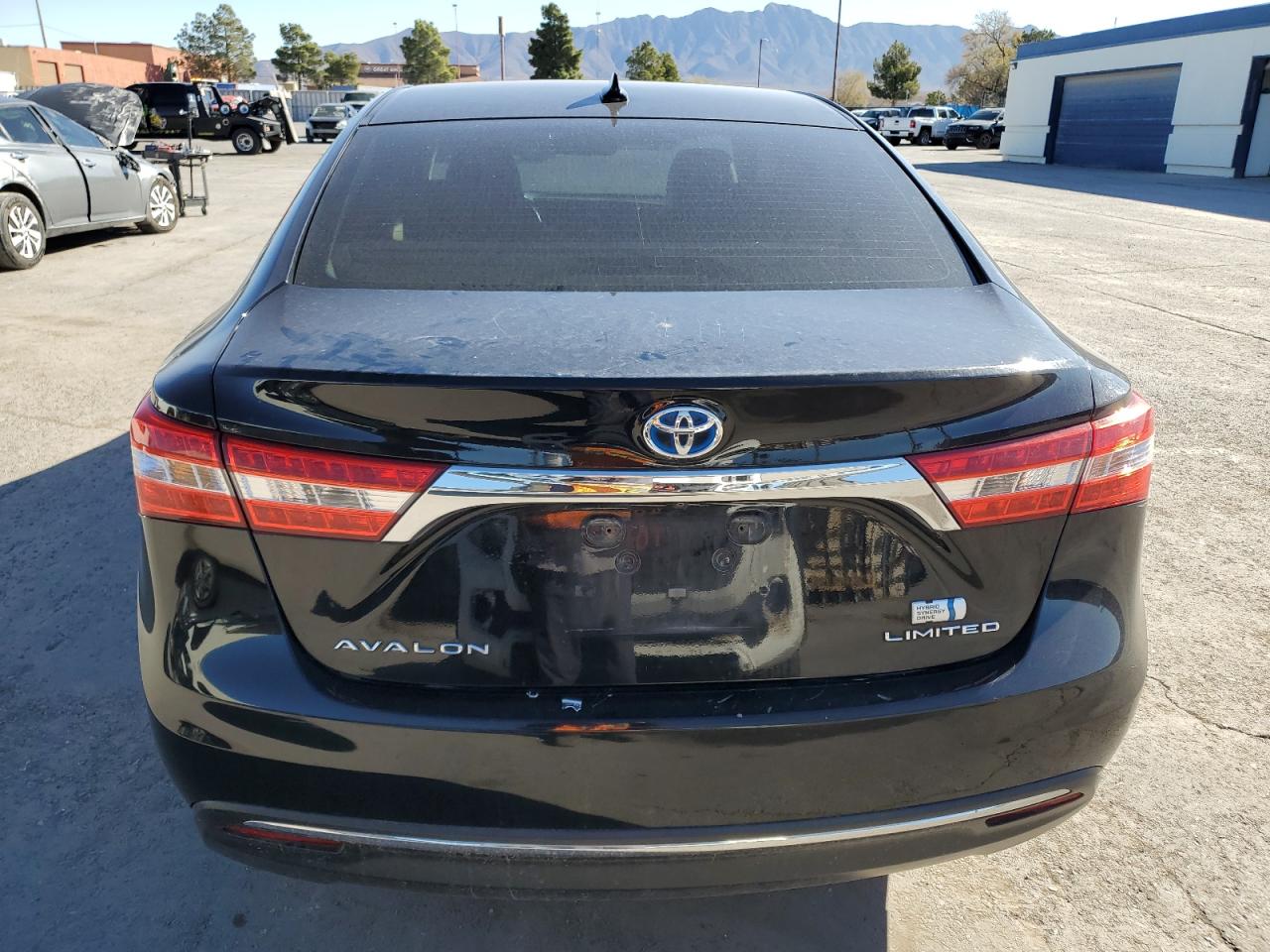 2013 Toyota Avalon VIN 4T1BD1EB5DU002804 Copart auction photo, minor dent/scratches damage thumbnail 6