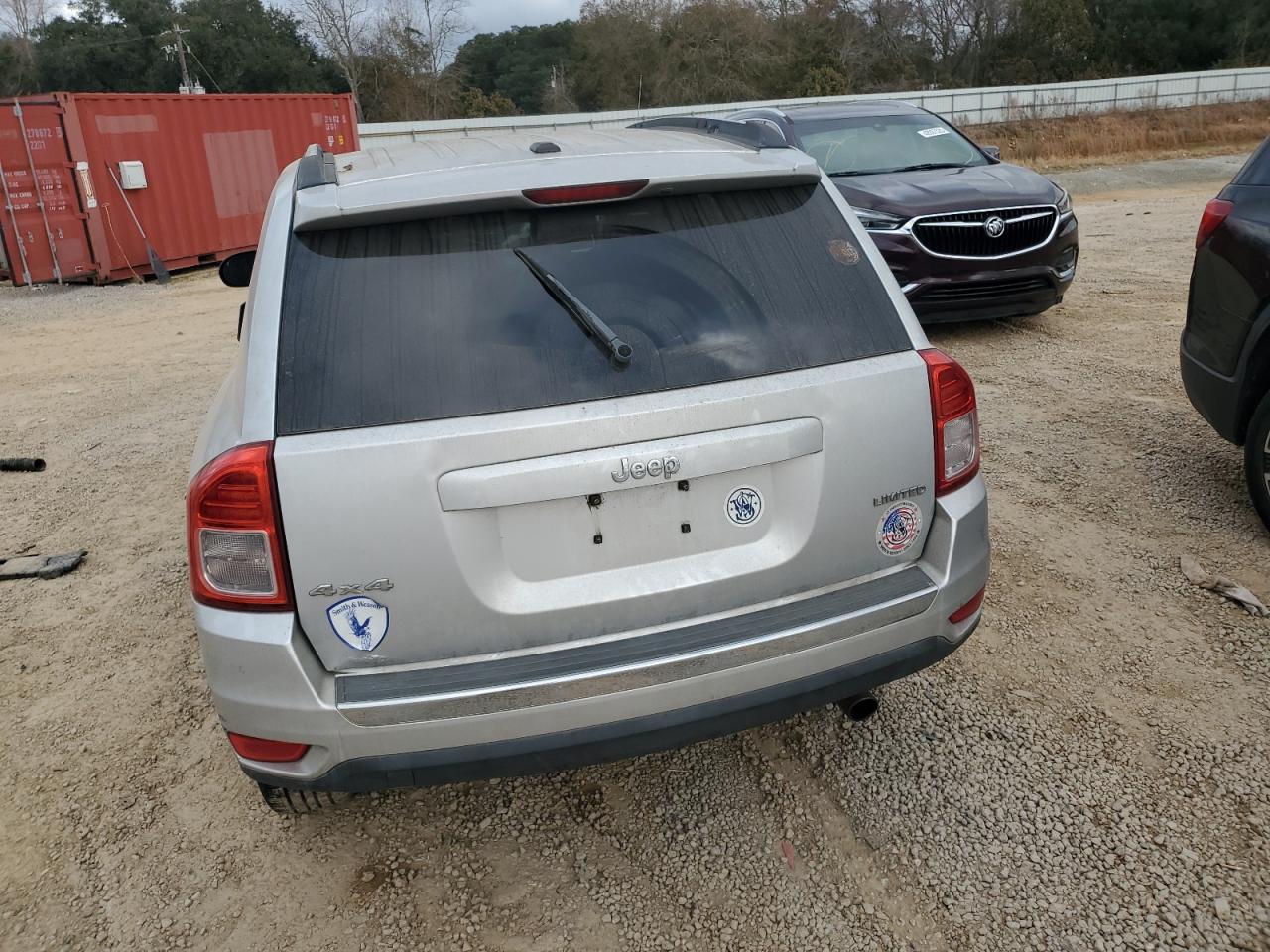 2011 Jeep Compass VIN 1J4NF5FB6BD182058 Copart auction photo, front end / minor dent/scratches damage thumbnail 6