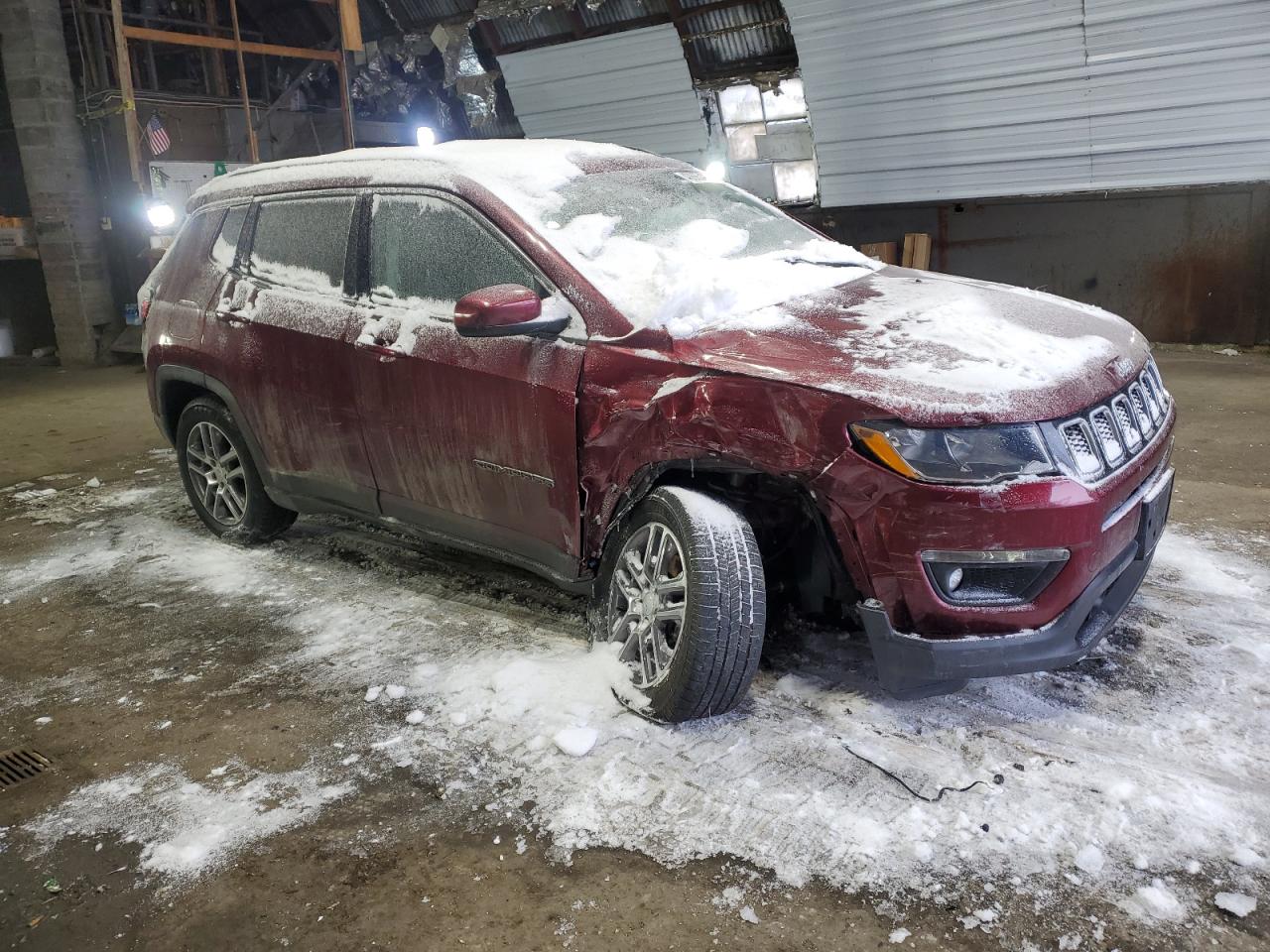 2020 Jeep Compass VIN 3C4NJDBB6LT255526 Copart auction photo, front end / undercarriage damage thumbnail 4