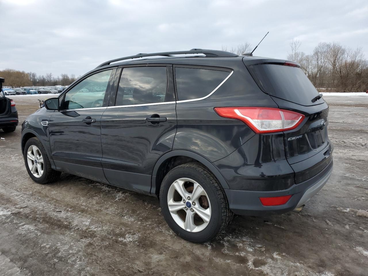 2015 Ford Escape VIN 1FMCU9G94FUB52046 Copart auction photo, front end / side damage thumbnail 2