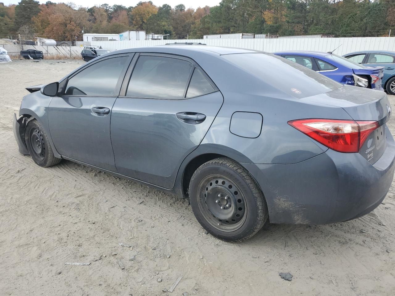 2018 Toyota Corolla VIN 2T1BURHE8JC010106 Copart auction photo, front end damage thumbnail 2