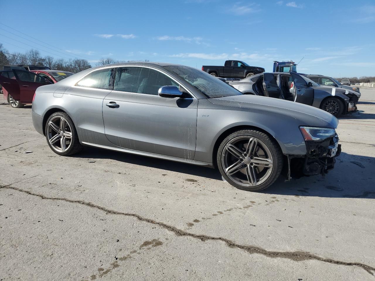 2013 Audi RS5 VIN WAUCGAFR9DA049022 Copart auction photo, front end damage thumbnail 4