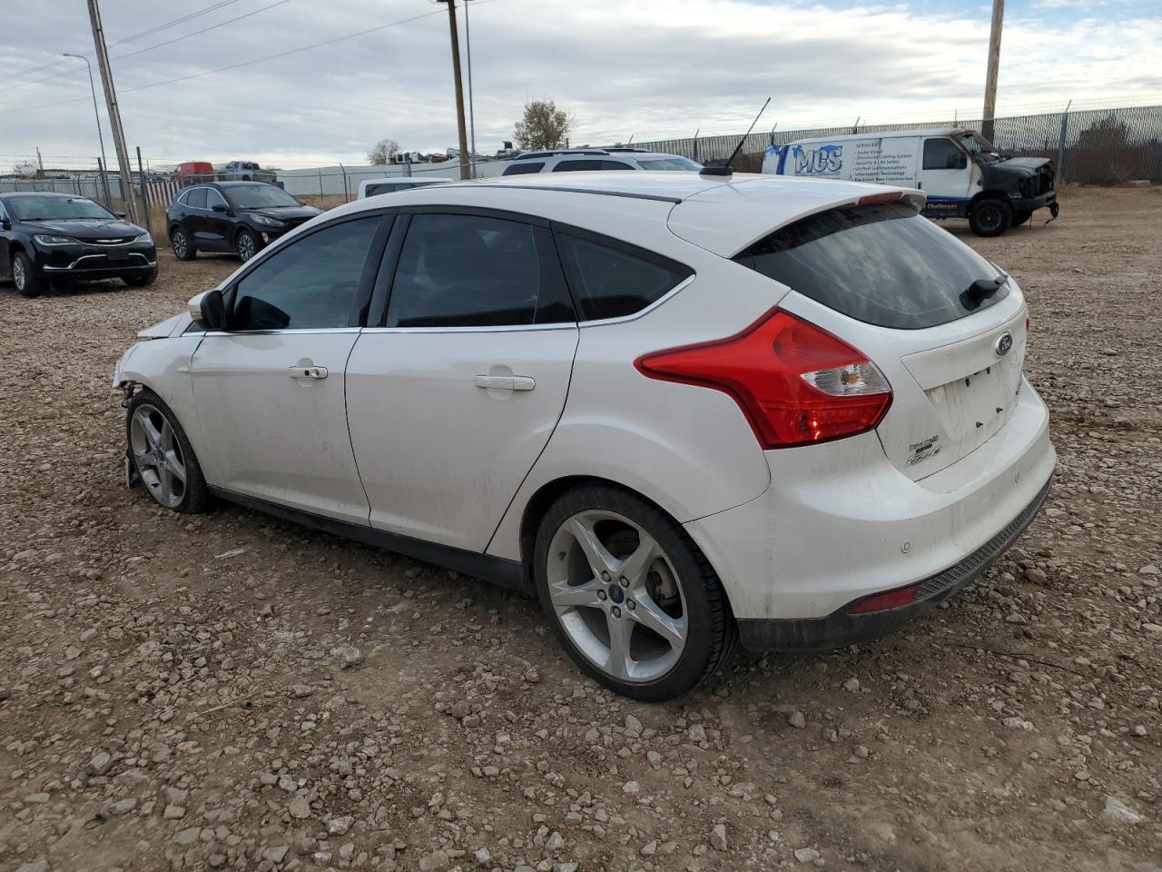 2014 Ford Focus VIN 1FADP3N29EL176551 Copart auction photo, front end damage thumbnail 2