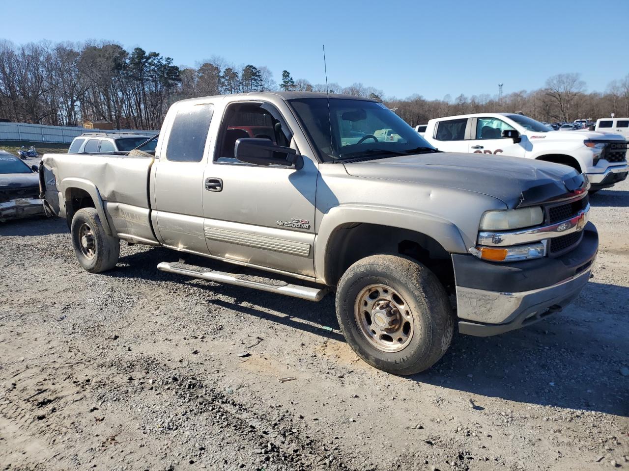 2001 Chevrolet Silverado VIN 1GCHK29181E198819 Copart auction photo, all over damage thumbnail 4