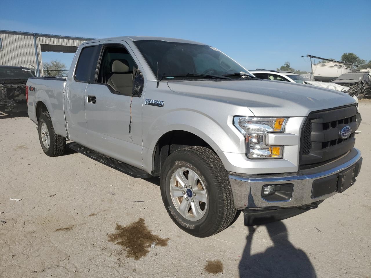 2017 Ford F-150 VIN 1FTEX1E80HKE36711 Copart auction photo, side damage thumbnail 4