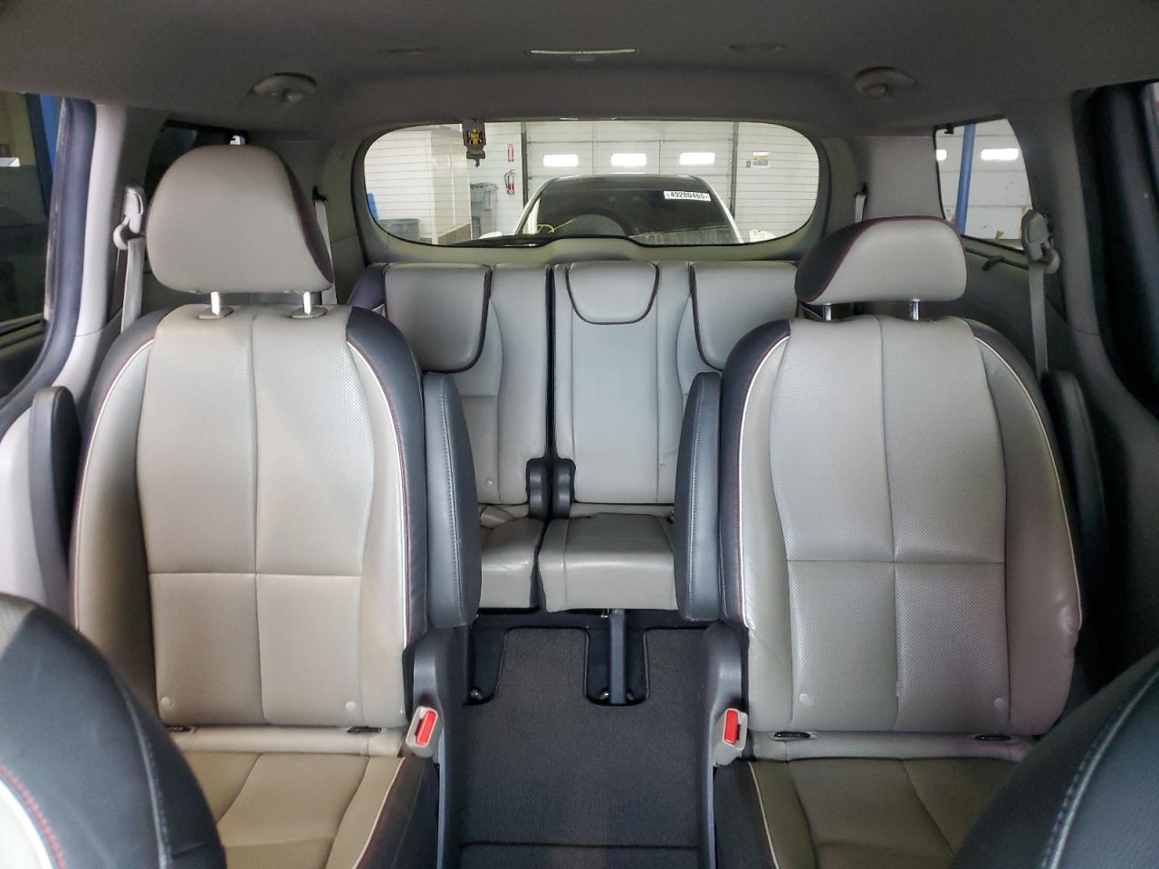 2016 KIA Sedona VIN KNDMC5C1XG6170884 Copart auction photo, front end damage thumbnail 10
