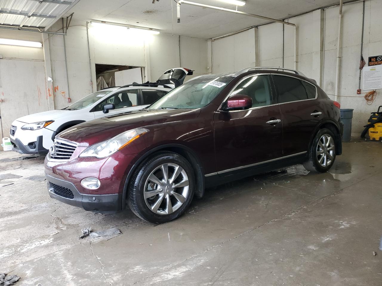 2011 Infiniti EX VIN JN1AJ0HPXBM800497 - Copart auction photo