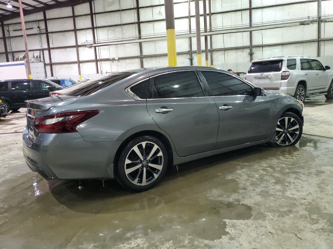 2017 Nissan Altima VIN 1N4AL3AP1HC123072 Copart auction photo, front end damage thumbnail 3