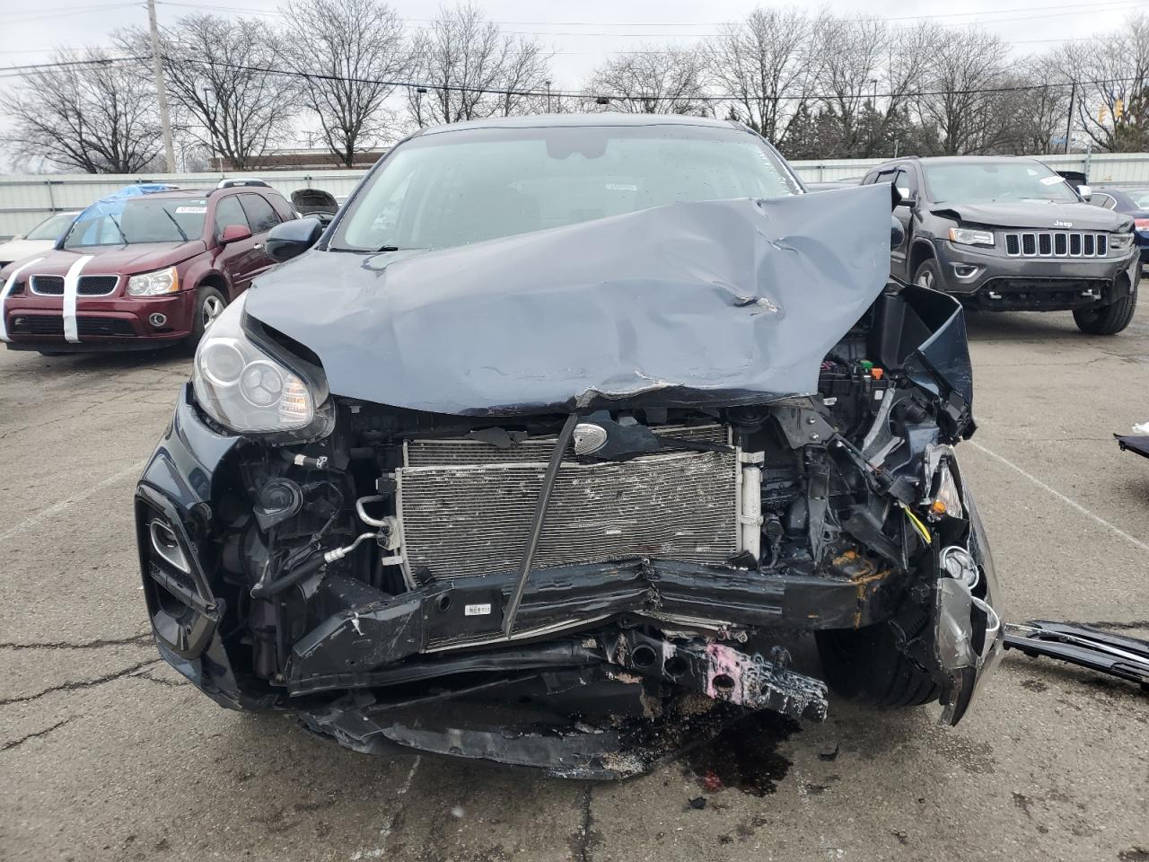 2022 KIA Sportage VIN KNDPMCAC6N7973427 Copart auction photo, front end / mechanical damage thumbnail 5