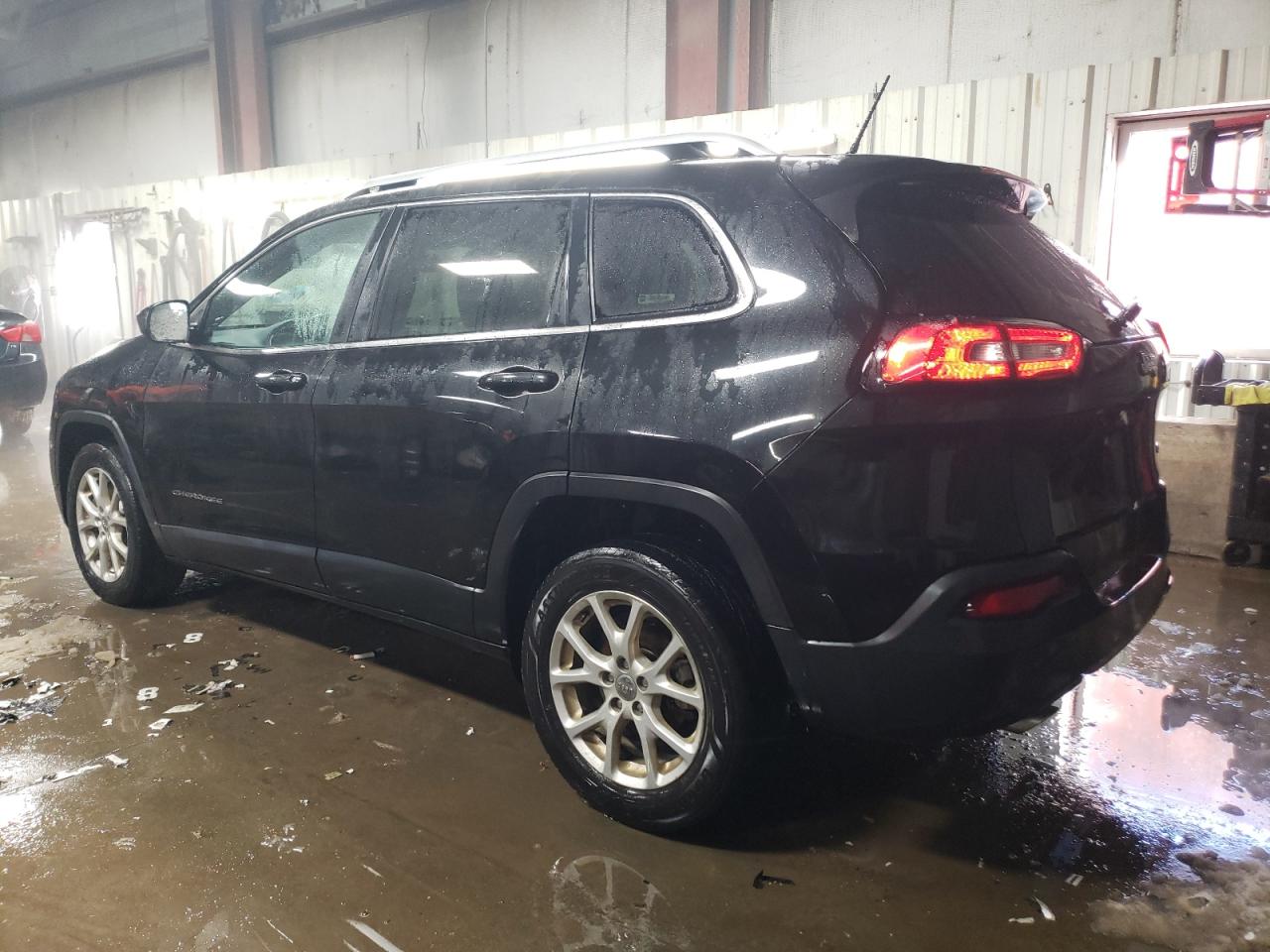 2015 Jeep Grand Cherokee VIN 1C4PJLCB9FW721434 Copart auction photo, front end damage thumbnail 2