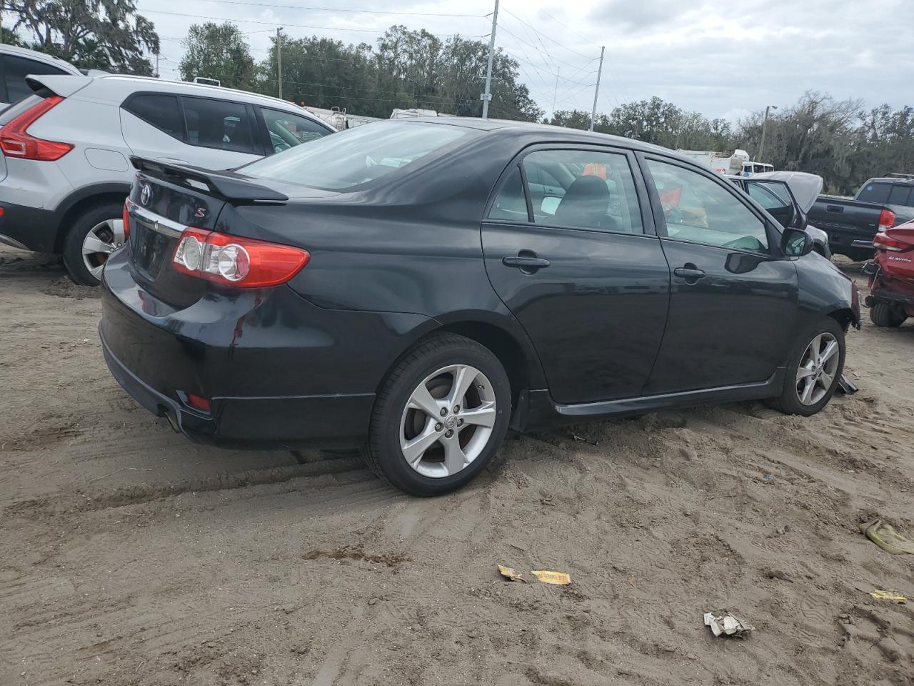 2011 Toyota Corolla VIN 2T1BU4EE9BC653587 Copart auction photo, front end / minor dent/scratches damage thumbnail 3