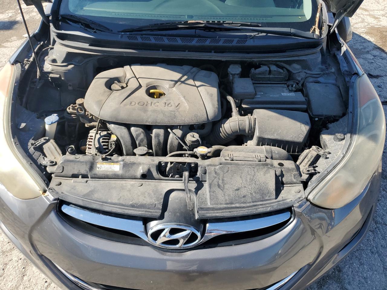 2011 Hyundai Elantra VIN 5NPDH4AE8BH060190 Copart auction photo, rear end / minor dent/scratches damage thumbnail 11