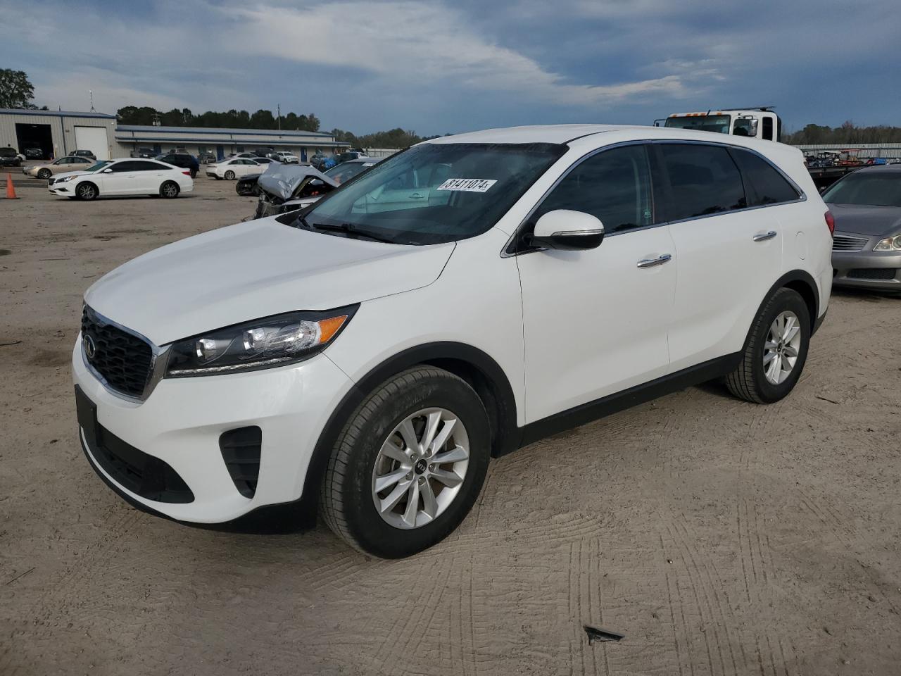 2019 KIA Sorento VIN 5XYPG4A54KG567160