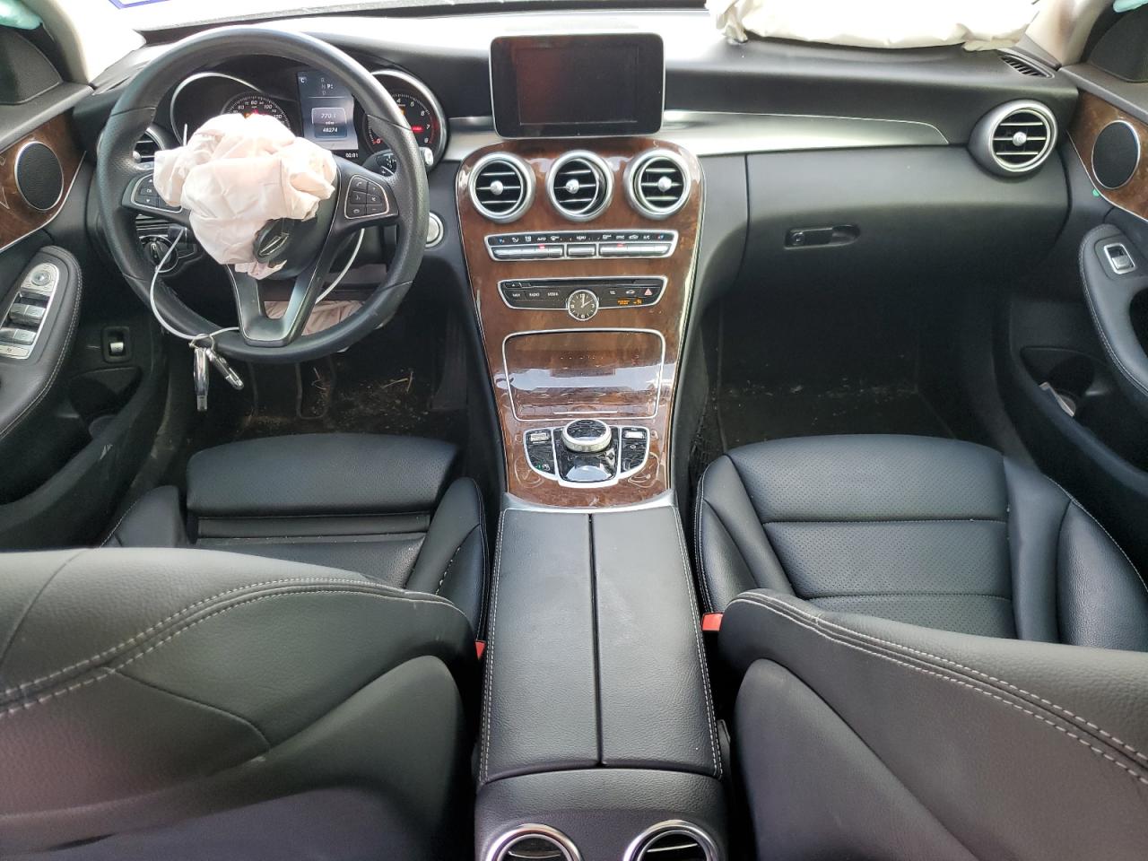 2017 Mercedes-Benz C-klasse VIN 55SWF4JB8HU198967 Copart auction photo, front end damage thumbnail 8