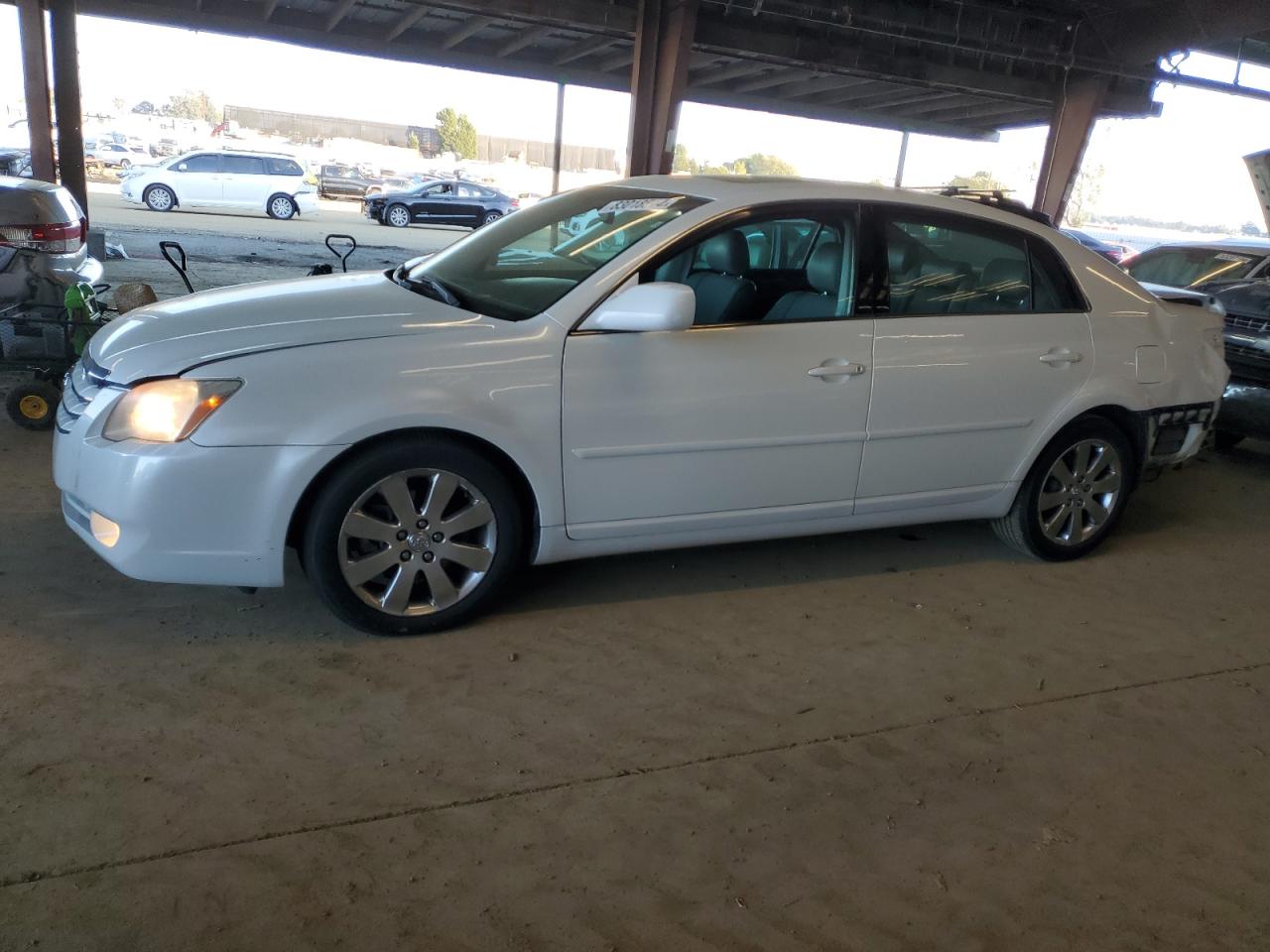 2006 Toyota Avalon VIN 4T1BK36B26U141386