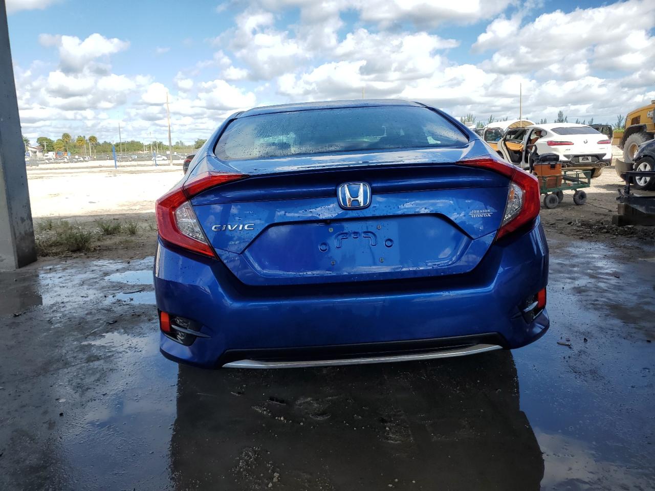 2020 Honda Civic VIN 2HGFC2F63LH602451 Copart auction photo, front end / minor dent/scratches damage thumbnail 6