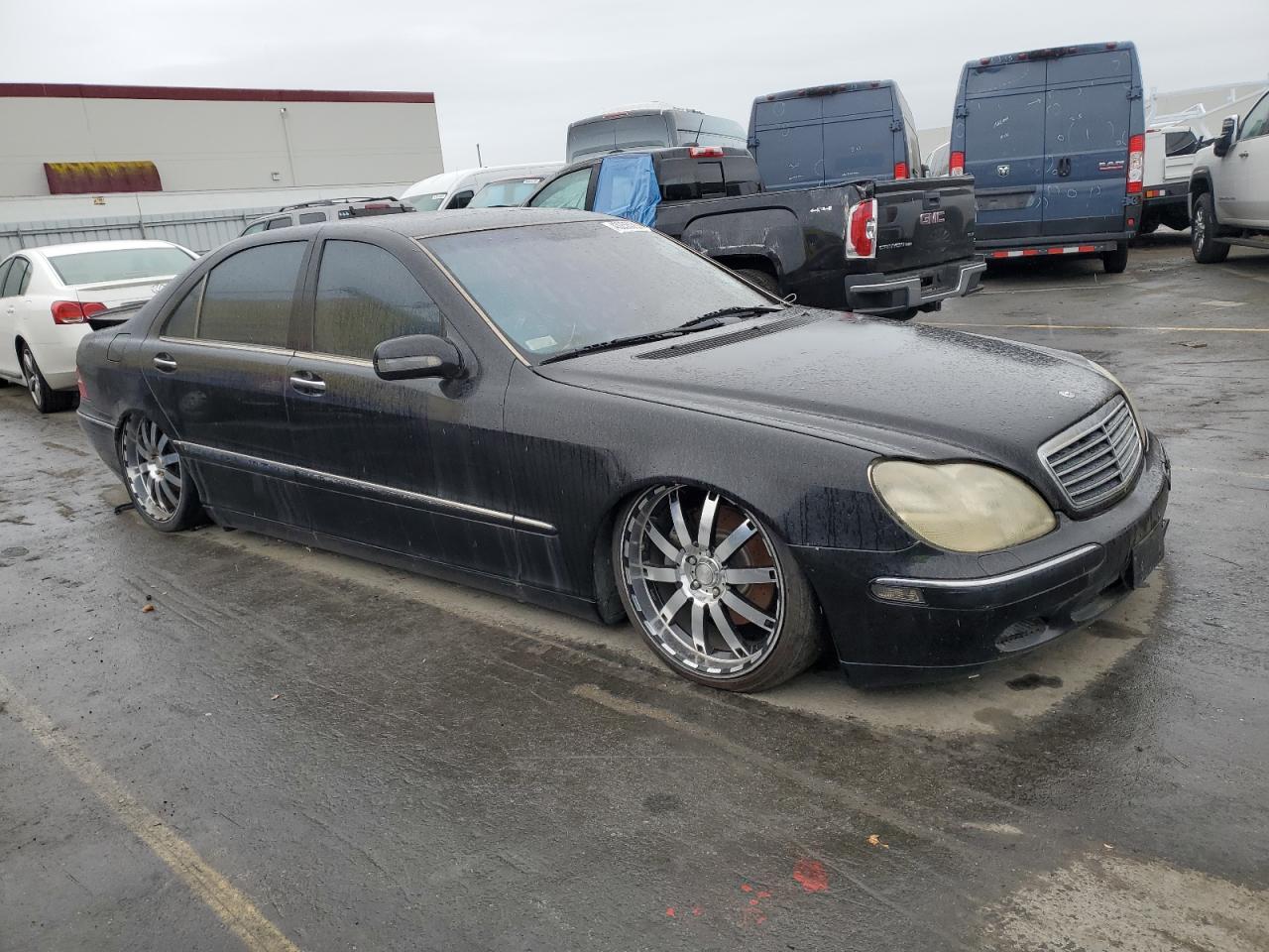 2000 Mercedes-Benz S-klasse VIN WDBNG75J3YA005323 Copart auction photo, front end / undercarriage damage thumbnail 4