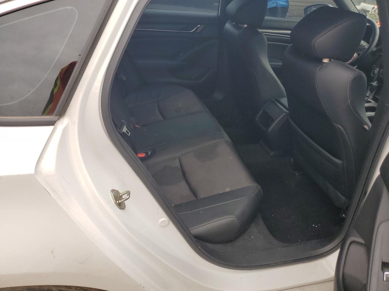 2019 Honda Accord VIN 1HGCV1F35KA010608 Copart auction photo, front end damage thumbnail 11