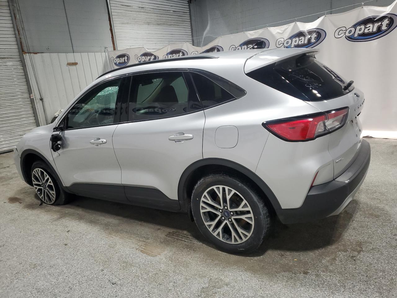 2020 Ford Escape VIN 1FMCU9H68LUA72359 Copart auction photo, front end / top/roof damage thumbnail 2