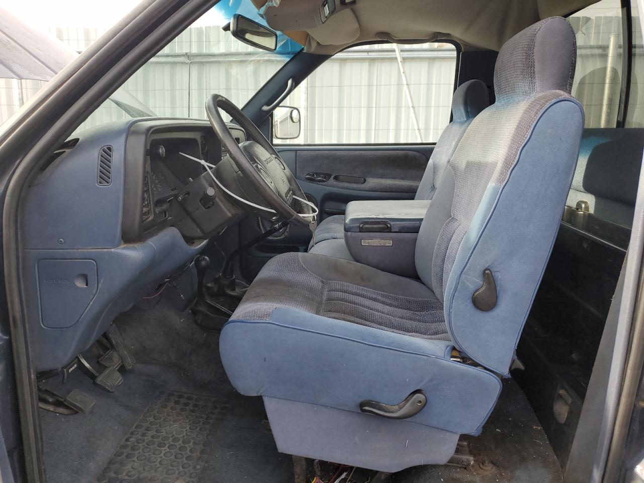 1995 Dodge RAM VIN 1B7KF26CXSS250602 Copart auction photo, side / rear end damage thumbnail 7