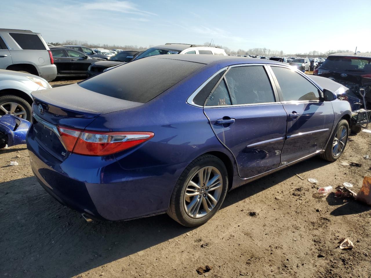 2016 Toyota Camry VIN 4T1BF1FK7GU562840 Copart auction photo, front end / minor dent/scratches damage thumbnail 3