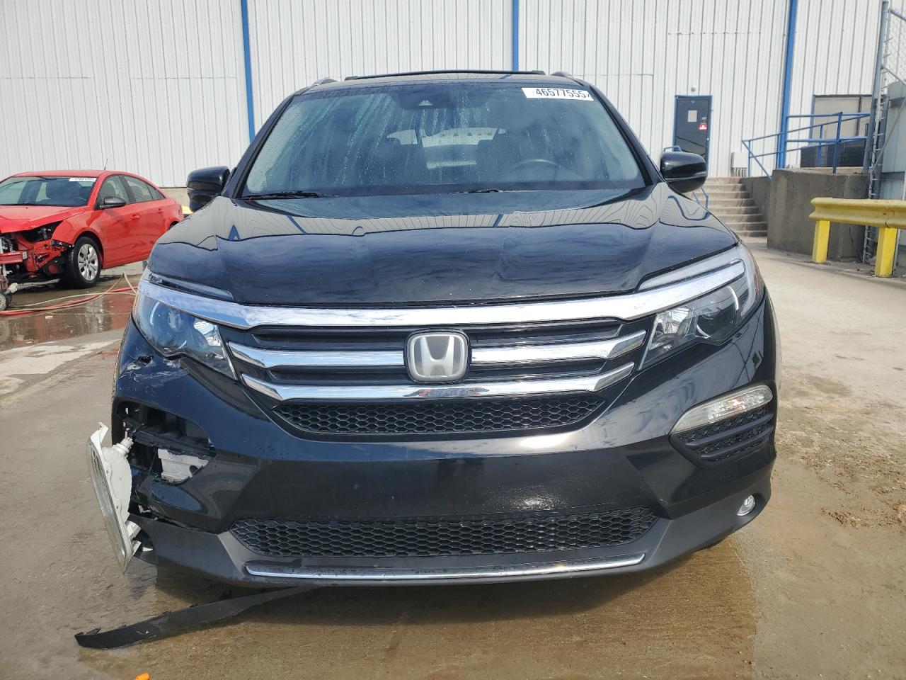 2017 Honda Pilot VIN 5FNYF6H92HB016186 Copart auction photo, front end / side damage thumbnail 5