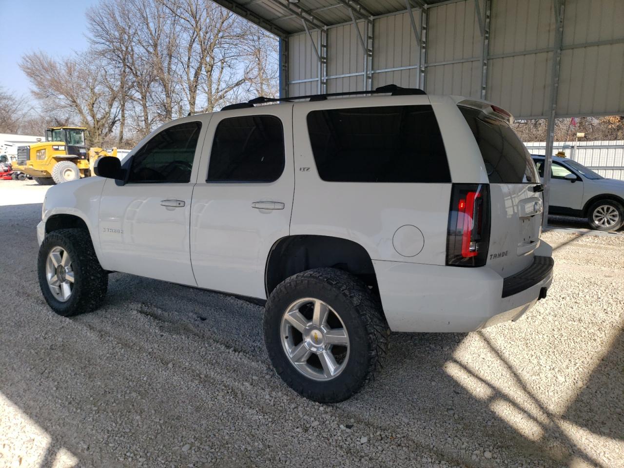 2007 Chevrolet Tahoe VIN 1GNFK13007R253368 Copart auction photo, undercarriage / front end damage thumbnail 2