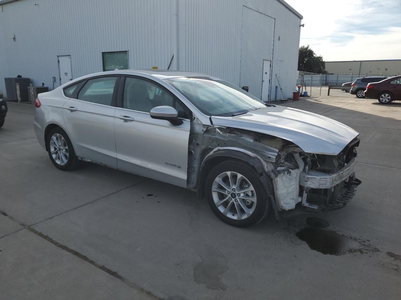 2019 Ford Fusion VIN 3FA6P0LU6KR209112 Copart auction photo, front end damage thumbnail 4