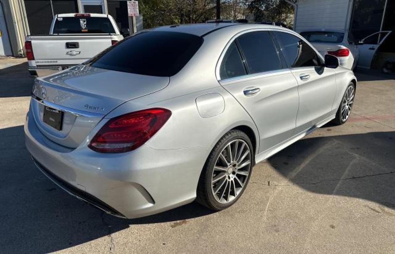 2015 Mercedes-Benz C-klasse VIN 55SWF4KB0FU018943 Copart auction photo, normal wear damage thumbnail 4