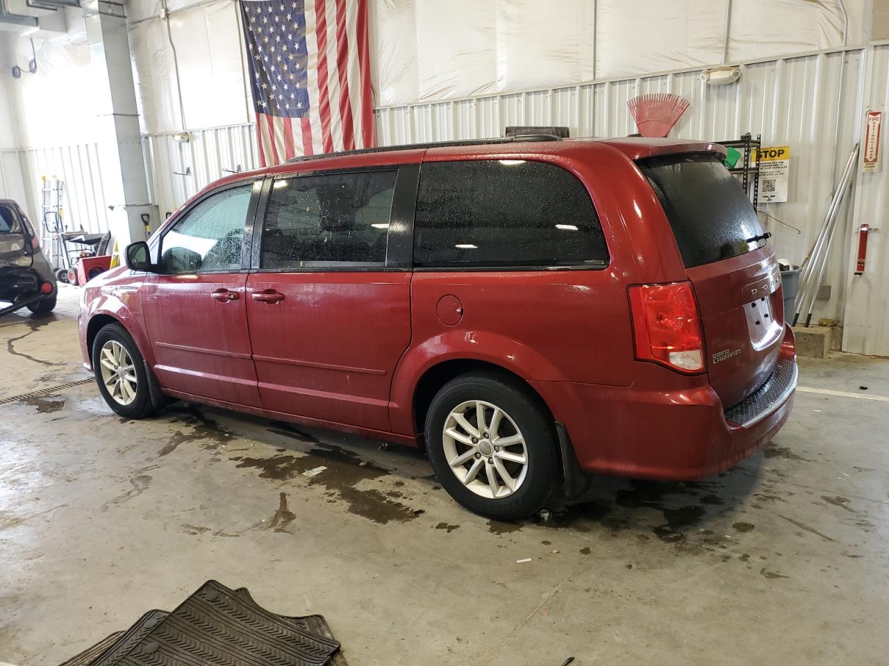 2014 Dodge Caravan VIN 2C4RDGCG2ER306109 Copart auction photo, front end / side damage thumbnail 2