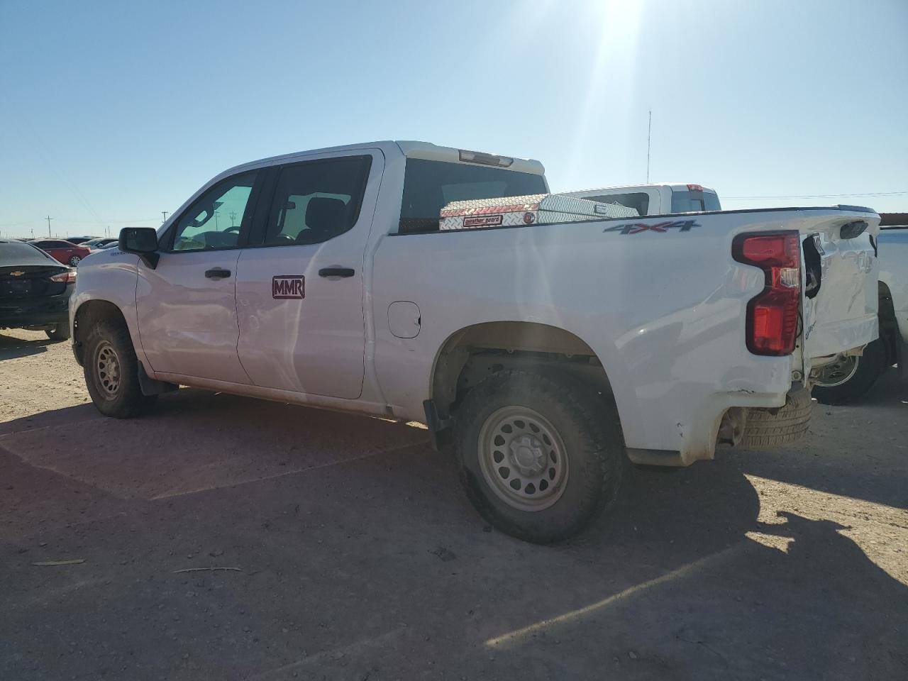 2022 Chevrolet Silverado VIN 3GCUDAED4NG575440 Copart auction photo, rear end damage thumbnail 2