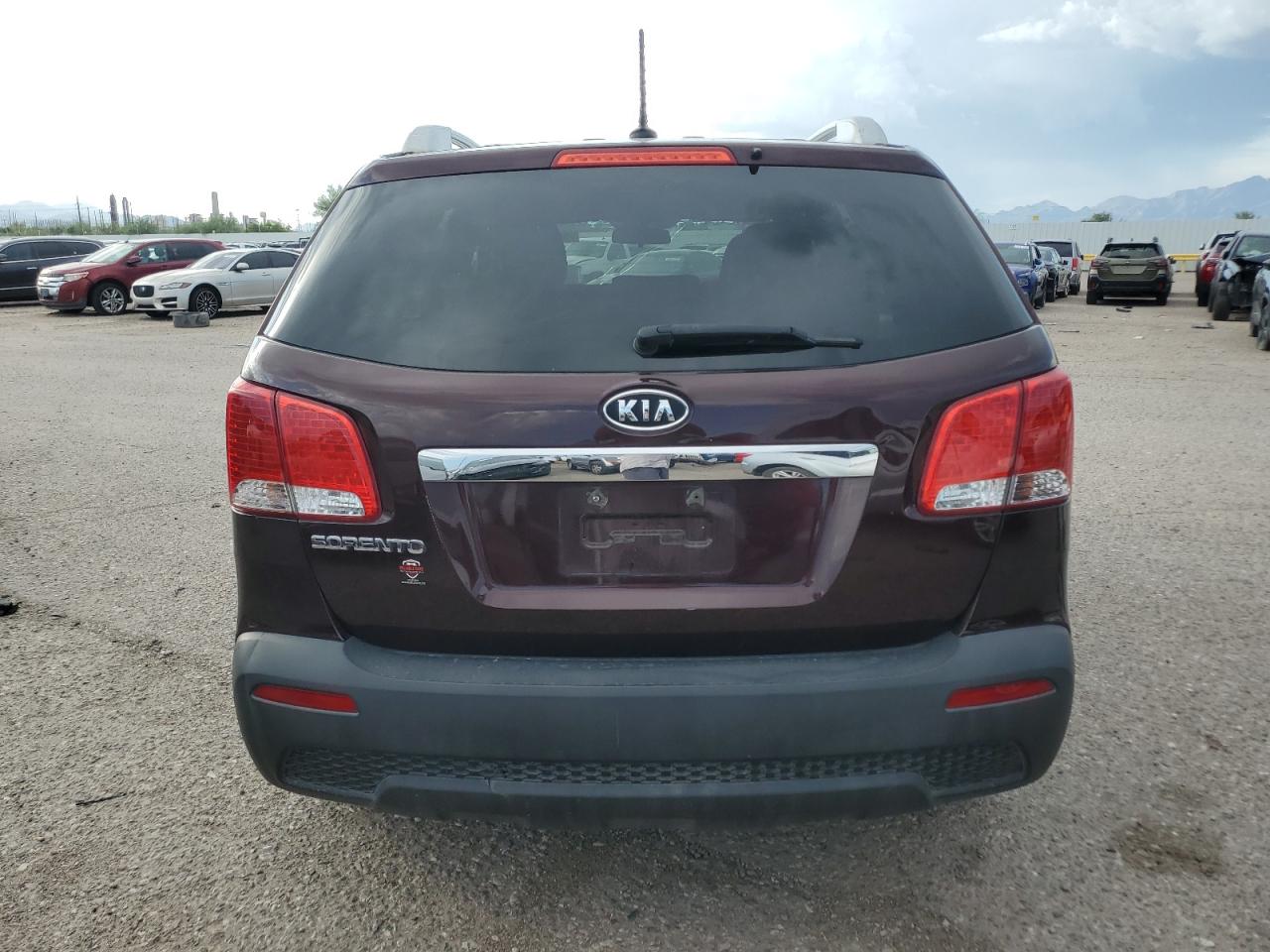 2013 KIA Sorento VIN 5XYKT4A22DG390512 Copart auction photo, front end / frame damage damage thumbnail 6