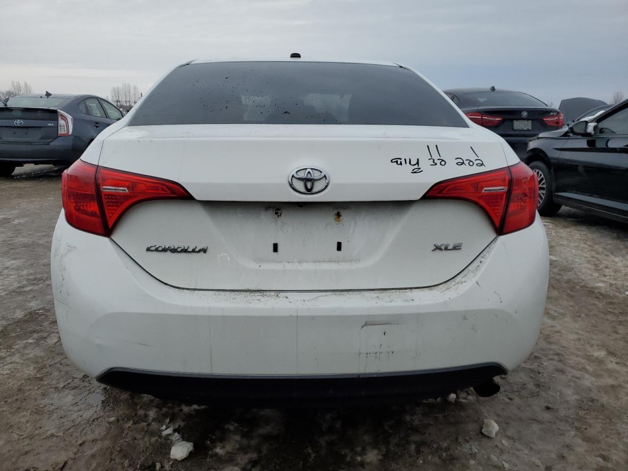 2019 Toyota Corolla VIN 2T1BURHE5KC221765 Copart auction photo, front end / side damage thumbnail 6